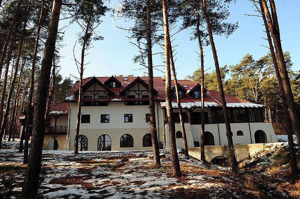Hotel Kazimierski Zdroj Janowiec Exterior photo